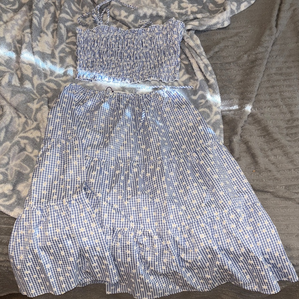 Light Blue Smocked Top and Skirt Set - Picture 3 of 4